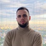 Артём Коломенский 